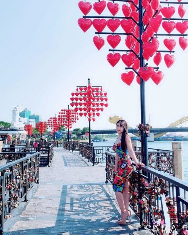 Cầu tình yêu - địa điểm sống ảo mới ở Đà Nẵng