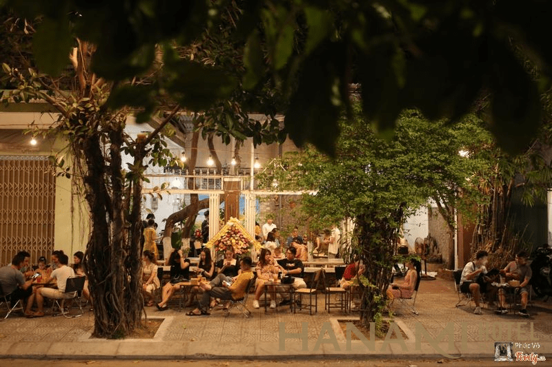 Không gian thoáng mát Tourane Tea - Châu Thị Vĩnh Tế