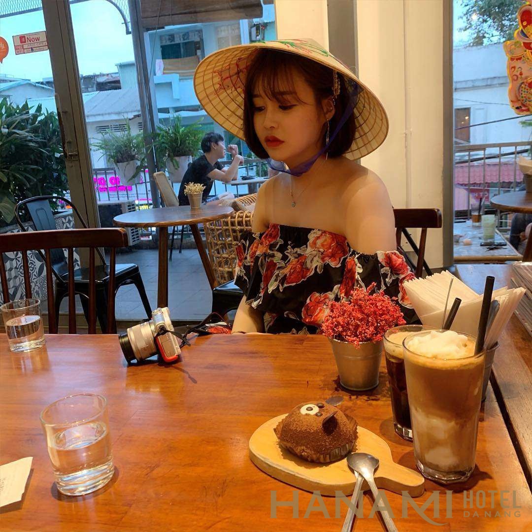 Aroi Dessert Cafe bên bờ sông Hàn thơ mộng
