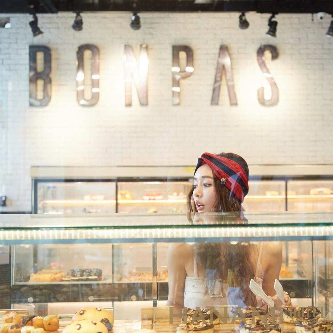 BonPas Bakery & Coffee phong cách nhẹ nhàng hiện đại