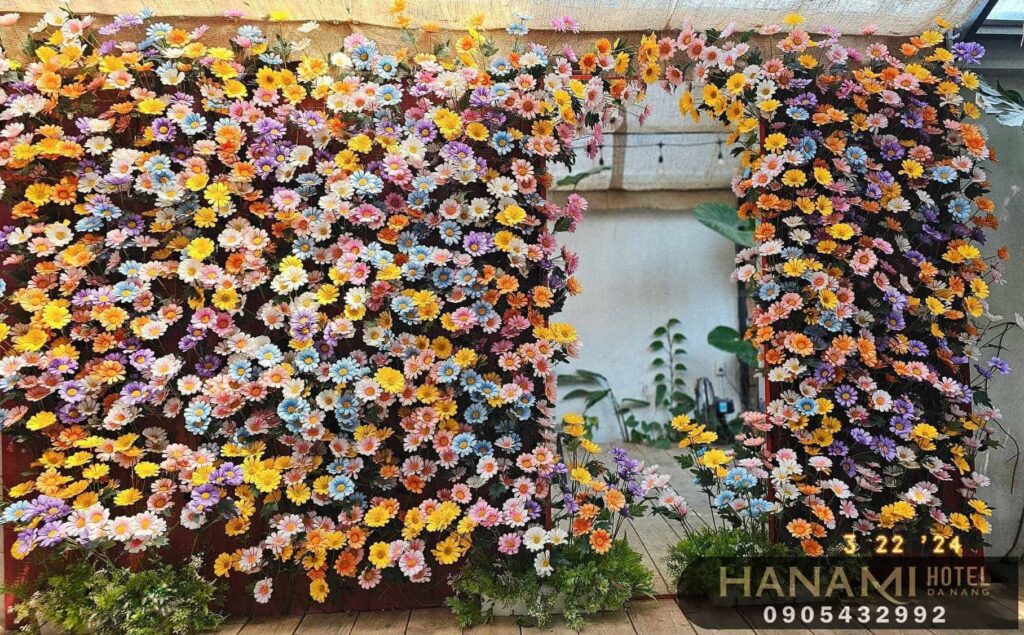 Quán cafe có trang trí hoa tươi ở Đà Nẵng